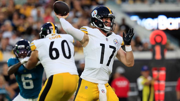 Pittsburgh Steelers quarterback Skylar Thompson (17) throws the ball during the second quarter of an NFL preseason matchup at EverBank Stadium, Saturday, Aug. 9, 2025 in Jacksonville, Fla. [Corey Perrine/Florida Times-Union]