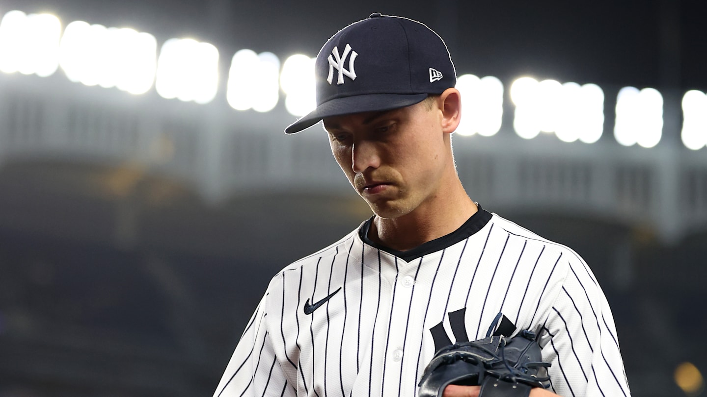 Blue Jays ALDS just got hit with the worst announcers possible