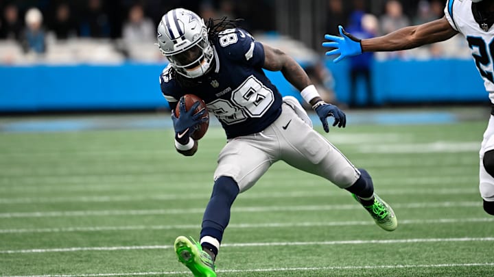 Dallas Cowboys WR CeeDee Lamb catches a pass against the Carolina Panthers.