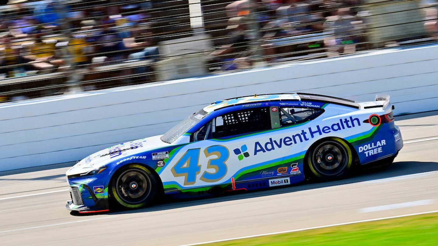 Jones, Nemechek Collect Double Top-10 for LEGACY MOTOR CLUB at Texas