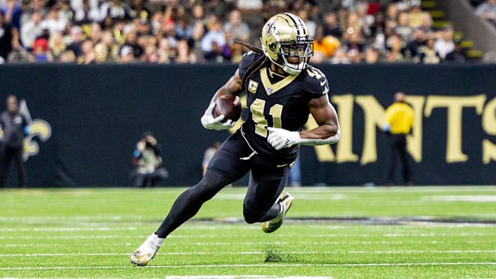 New Orleans Saints running back Alvin Kamara (41) rushes against the Atlanta Falcons