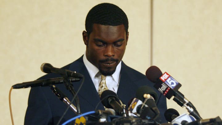 Michael Vick era una estrella de la NFL cuando fue encarcelado por organizar peleas de perros