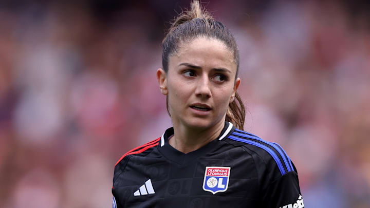 L'OL de Daniëlle van de Donk espère se qualifier pour la finale de la Ligue des Champions féminine. L'OL de Daniëlle van de Donk espère se qualifier pour la finale de la Ligue des Champions féminine.