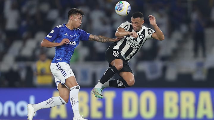 Botafogo x Cruzeiro se enfrentam pelo Brasileirão