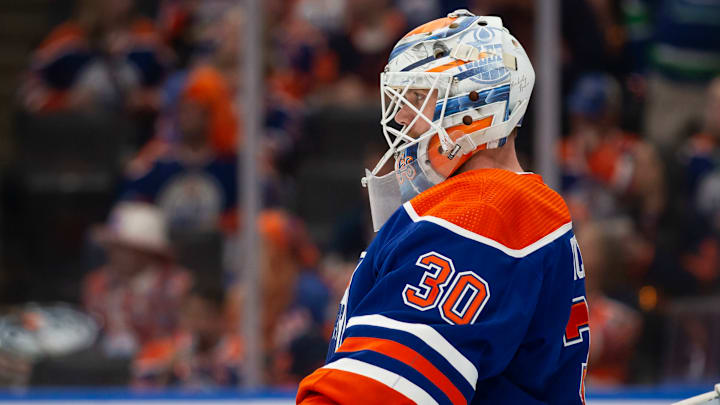 Edmonton Oilers goaltender Calvin Pickard