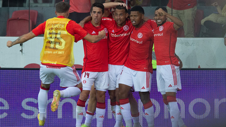 Colorado conta com retornos importantes, mas tem baixa na zaga