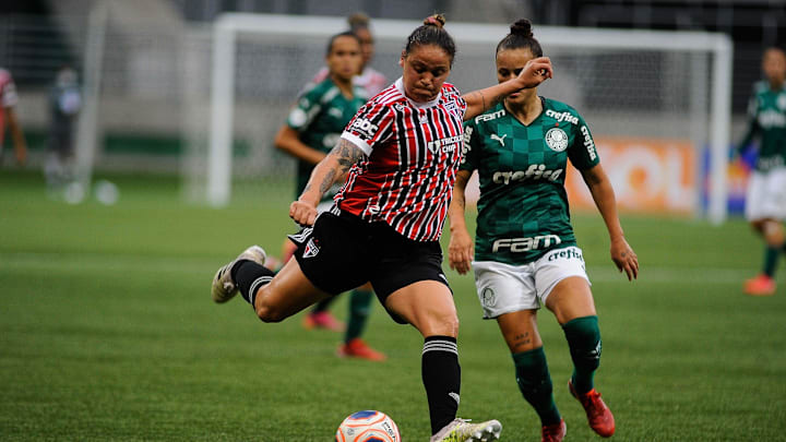 Duelo entre tricolores e alviverdes pode resultar em mudanças na parte de cima da tabela Duelo entre tricolores e alviverdes pode resultar em mudanças na parte de cima da tabela