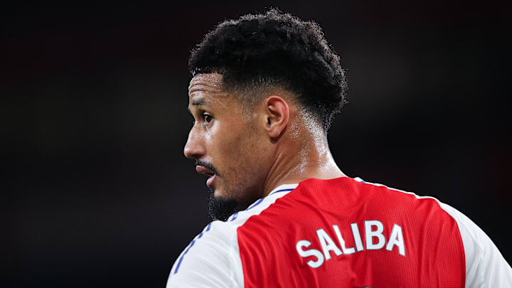 William Saliba et Arsenal affrontent le PSG en demi-finale de Ligue des Champions William Saliba et Arsenal affrontent le PSG en demi-finale de Ligue des Champions