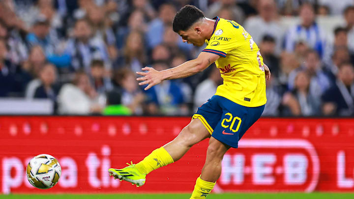 El paraguayo Richard Sánchez volvió a sorprender con un golazo de larga distancia y tiene al América cerca de la estrella 16 El paraguayo Richard Sánchez volvió a sorprender con un golazo de larga distancia y tiene al América cerca de la estrella 16