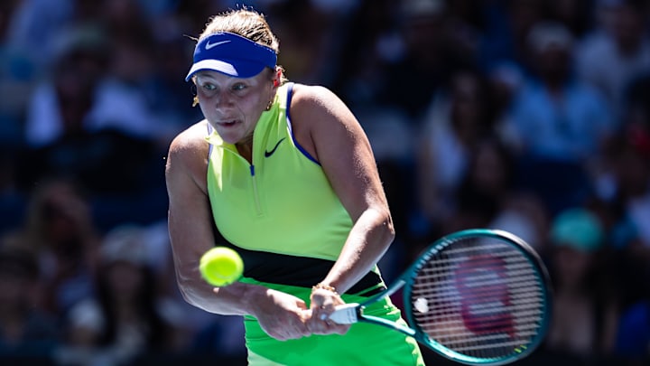 Amanda Anisimova is favored against Jessica Pegula in the Australian Open quarterfinal.