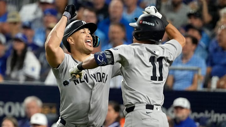 Giancarlo Stanton fue el héroe de los Yankees en el Juego 3