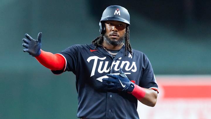Jun 21, 2026; Phoenix, Arizona, USA; Minnesota Twins DH Josh Bell celebrates after hitting an RBI single in the seventh inning against the Arizona Diamondbacks at Chase Field. Mandatory Credit: Mark J. Rebilas-Imagn Images Jun 21, 2026; Phoenix, Arizona, USA; Minnesota Twins DH Josh Bell celebrates after hitting an RBI single in the seventh inning against the Arizona Diamondbacks at Chase Field. Mandatory Credit: Mark J. Rebilas-Imagn Images