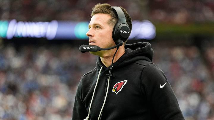 Arizona Cardinals head coach Mike LaFleur calls a timeout against Detroit Lions during the first half at State Farm Stadium in Glendale, Arizona on Sunday, Oct. 11, 2026.