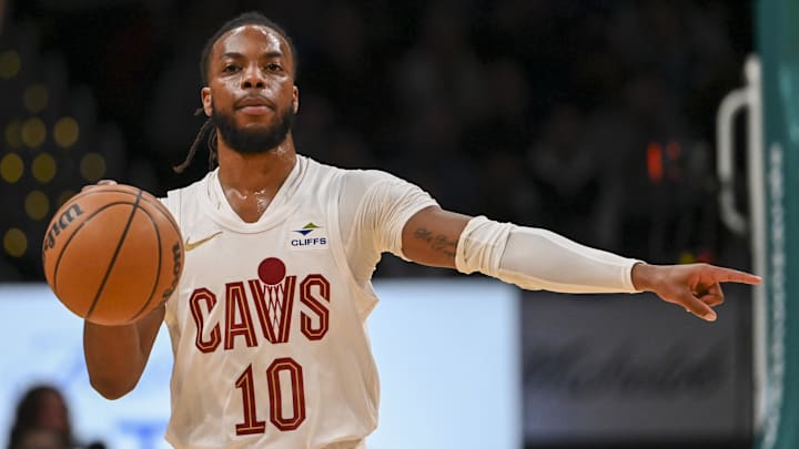 Feb 25, 2024; Washington, District of Columbia, USA; Cleveland Cavaliers guard Darius Garland (10) looks to pass during the first half against the Washington Wizards at Capital One Arena. Mandatory Credit: Tommy Gilligan-Imagn Images Feb 25, 2024; Washington, District of Columbia, USA; Cleveland Cavaliers guard Darius Garland (10) looks to pass during the first half against the Washington Wizards at Capital One Arena. Mandatory Credit: Tommy Gilligan-Imagn Images