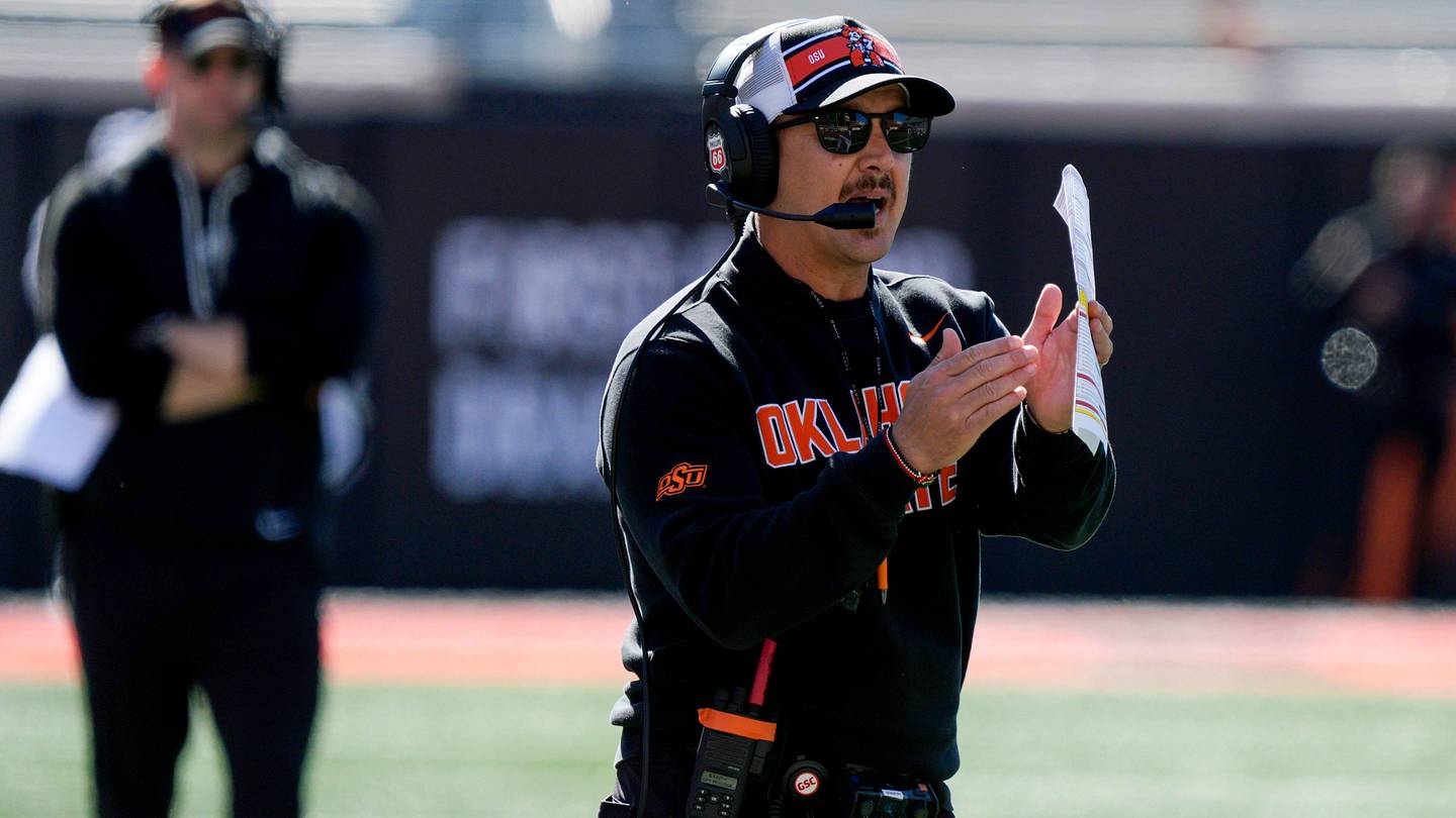 Should Oklahoma State be Worried Offensive Line Target Pushed Back Commitment?