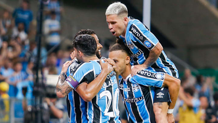 Braithwaite tem oito gols e duas assistências pelo Grêmio