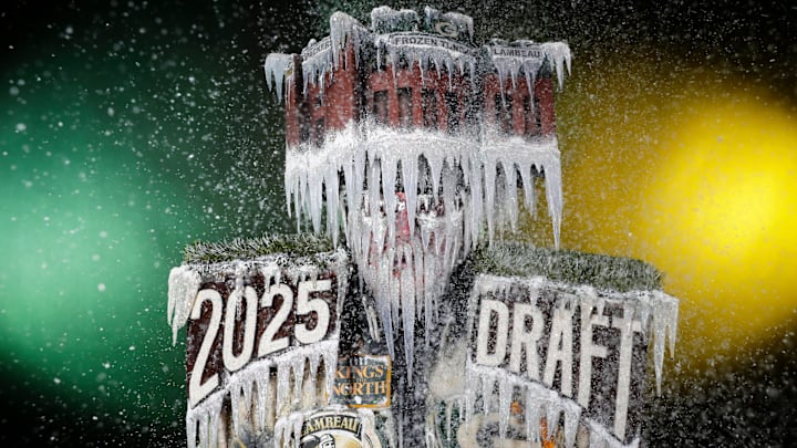 The 2025 NFL Draft Signage