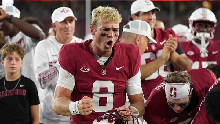 Stanford quarterback Davis Warren Stanford quarterback Davis Warren