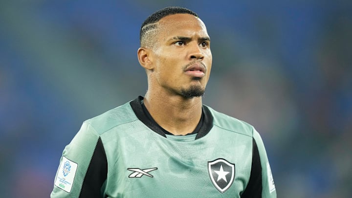 John Victor is of interest to Man Utd.