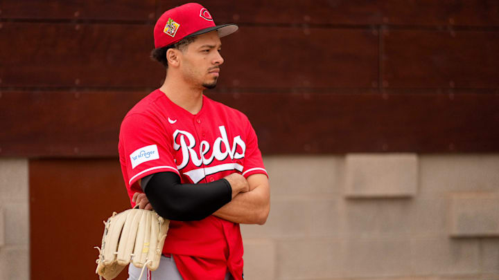 Cincinnati Reds pitcher Chase Burns (26) watches Hunter Greene throw a bullpen session at the Cincinnati Reds player development complex in Goodyear, Ariz., on Friday, Feb. 13, 2026. Cincinnati Reds pitcher Chase Burns (26) watches Hunter Greene throw a bullpen session at the Cincinnati Reds player development complex in Goodyear, Ariz., on Friday, Feb. 13, 2026.