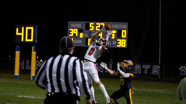 Live Iowa high school football scores from Week 5 of the 2024 IHSAA season