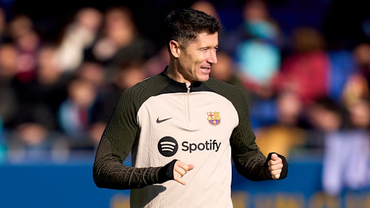 Robert Lewandowski será titular del FC Barcelona ante Las Palmas 