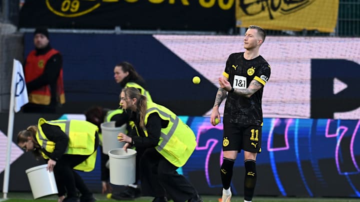VfL Wolfsburg v Borussia Dortmund - Bundesliga