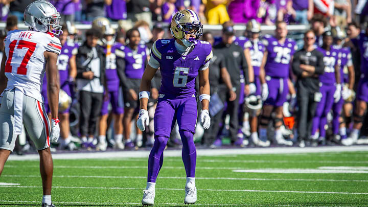 Dylan Robinson makes is first UW start against Ohio State. 