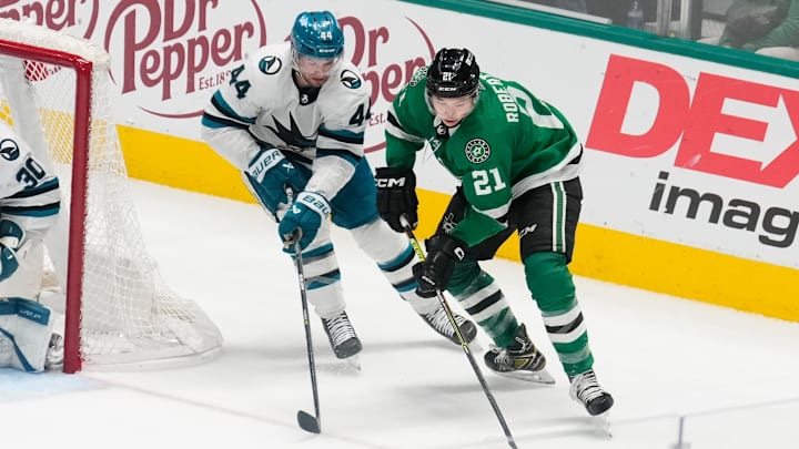 Mar 2, 2024; Dallas, Texas, USA;  Dallas Stars left wing Jason Robertson (21) skates with the puck