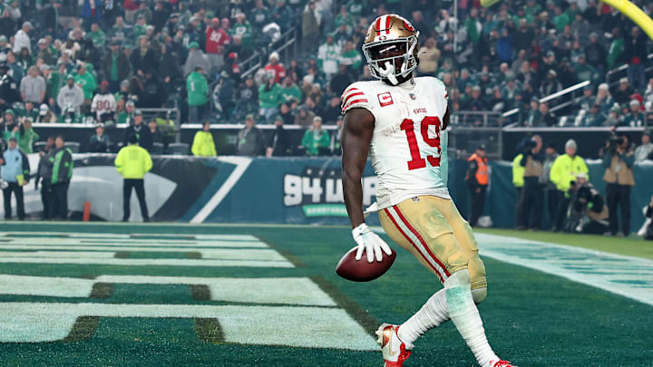 San Francisco 49ers wide receiver Deebo Samuel (19)