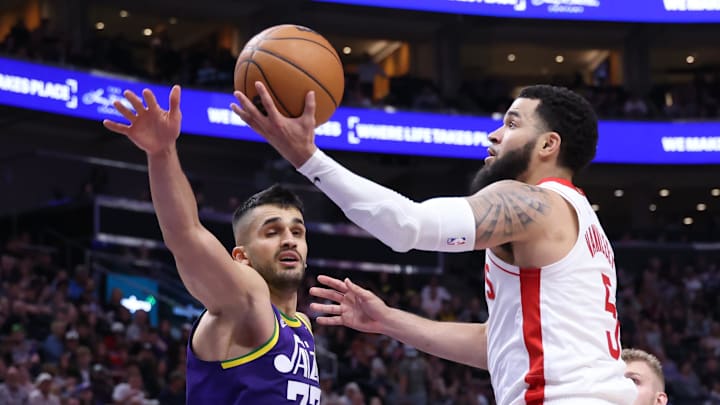 Apr 11, 2024; Salt Lake City, Utah, USA; Houston Rockets guard Fred VanVleet (5) goes to the basket against Utah Jazz center Omer Yurtseven (77) during the third quarter at Delta Center. Mandatory Credit: Rob Gray-Imagn Images Apr 11, 2024; Salt Lake City, Utah, USA; Houston Rockets guard Fred VanVleet (5) goes to the basket against Utah Jazz center Omer Yurtseven (77) during the third quarter at Delta Center. Mandatory Credit: Rob Gray-Imagn Images