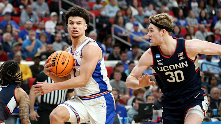 Walter Clayton Jr. recorded a game-high 23 points, which included a pair of 3-pointers in the final minutes of the Florida Gators 77-75 win over UConn. Walter Clayton Jr. recorded a game-high 23 points, which included a pair of 3-pointers in the final minutes of the Florida Gators 77-75 win over UConn.