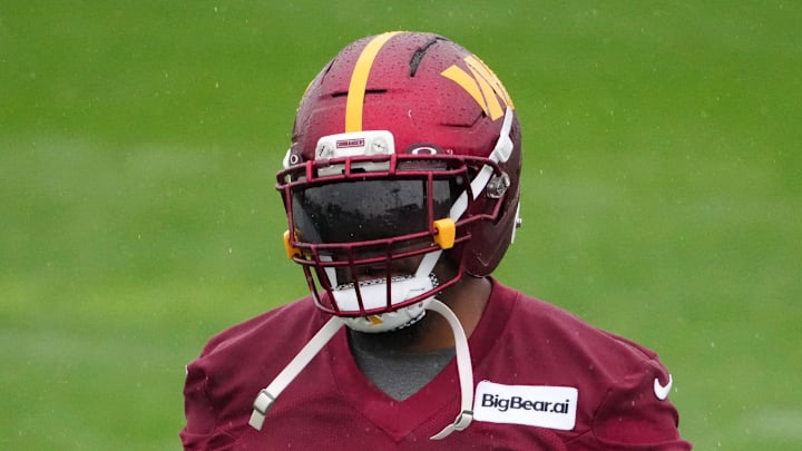 Washington Commanders linebacker Bobby Wagner (54) during practice at Ciudad Deportiva del Real Madrid. Washington Commanders linebacker Bobby Wagner (54) during practice at Ciudad Deportiva del Real Madrid.