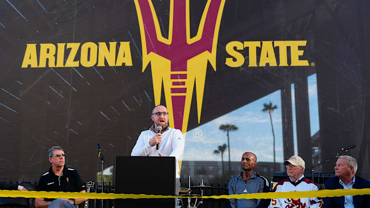 October 14, 2022; Tempe, Ariz; USA; ASU hockey head coach Greg Powers speaks during a ribbon cutting ceremony at Mullett Arena.
Ncaa Hockey Asu Hockey Opening Night At Mullett Arena Colgate At Asu October 14, 2022; Tempe, Ariz; USA; ASU hockey head coach Greg Powers speaks during a ribbon cutting ceremony at Mullett Arena.
Ncaa Hockey Asu Hockey Opening Night At Mullett Arena Colgate At Asu