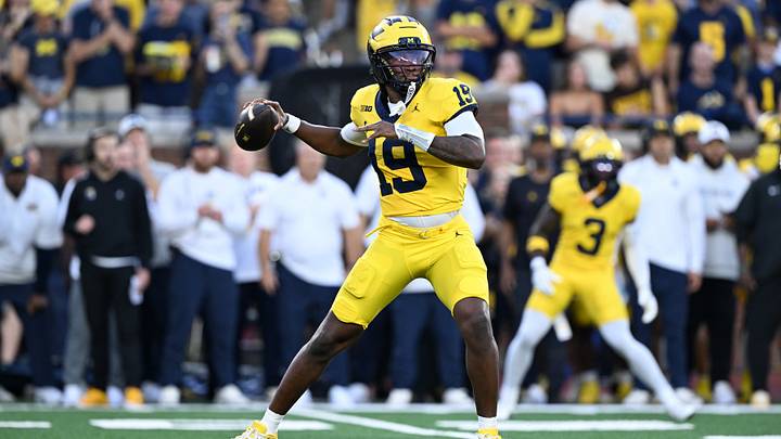 Sep 5, 2026; Ann Arbor, Michigan, USA; Michigan quarterback Bryce Underwood (19) throws a pass against Western Michigan in the first quarter at Michigan Stadium. Mandatory Credit: Lon Horwedel-Imagn Images Sep 5, 2026; Ann Arbor, Michigan, USA; Michigan quarterback Bryce Underwood (19) throws a pass against Western Michigan in the first quarter at Michigan Stadium. Mandatory Credit: Lon Horwedel-Imagn Images