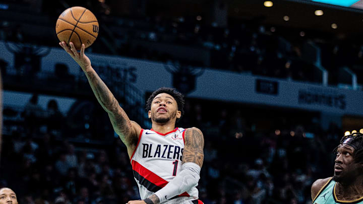 The Portland Trail Blazers are 16-11 against the spread at home this season.