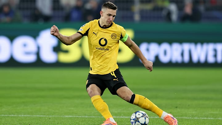 À 26 ans, Nico Schlotterbeck compte 23 sélections avec l'Allemagne. 