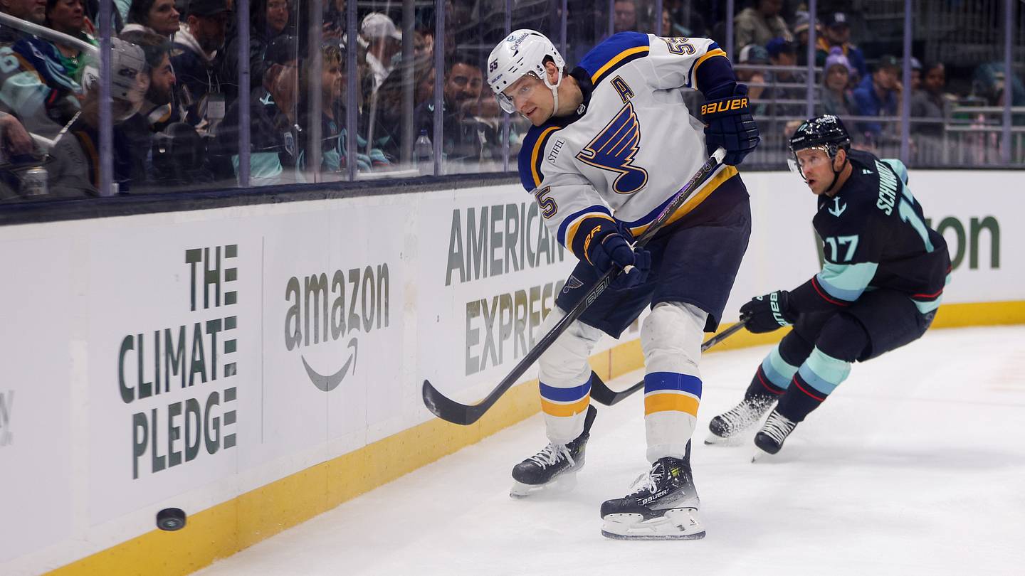 Blues' Parayko Snubbed in Top Defensemen Rankings