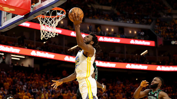 Andrew Wiggins fue la figura de Warriors en el quinto partido