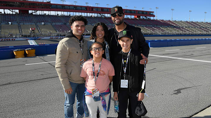 Albert Pujols junto a su familia