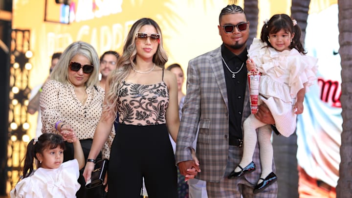 Luis Arráez y su esposa Gladys Peñalver son ahora padres de tres niñas 