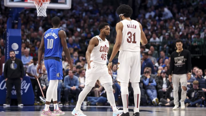 Dec 14, 2022; Dallas, Texas, USA; Cleveland Cavaliers guard Donovan Mitchell (45) celebrates with Cleveland Cavaliers center Jarrett Allen (31) during the second quarter against the Dallas Mavericks at American Airlines Center. Mandatory Credit: Kevin Jairaj-USA TODAY Sports Dec 14, 2022; Dallas, Texas, USA; Cleveland Cavaliers guard Donovan Mitchell (45) celebrates with Cleveland Cavaliers center Jarrett Allen (31) during the second quarter against the Dallas Mavericks at American Airlines Center. Mandatory Credit: Kevin Jairaj-USA TODAY Sports