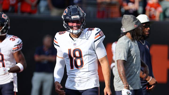 Chicago Bears QB Caleb Williams warms up before a game at Paycor Stadium. Mandatory Credit: Joseph Maiorana-Imagn Images Chicago Bears QB Caleb Williams warms up before a game at Paycor Stadium. Mandatory Credit: Joseph Maiorana-Imagn Images