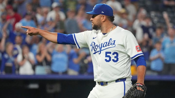 Aug 11, 2025; Kansas City, Missouri, USA; Kansas City Royals relief pitcher Carlos Estevez (53) celebrates after the win over the Washington Nationals at Kauffman Stadium. Mandatory Credit: Denny Medley-Imagn Images Aug 11, 2025; Kansas City, Missouri, USA; Kansas City Royals relief pitcher Carlos Estevez (53) celebrates after the win over the Washington Nationals at Kauffman Stadium. Mandatory Credit: Denny Medley-Imagn Images
