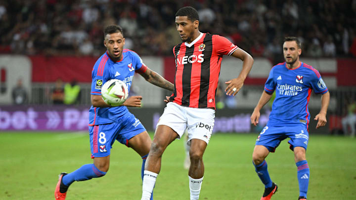 Y avait-il penalty sur la main de tagliafico ?