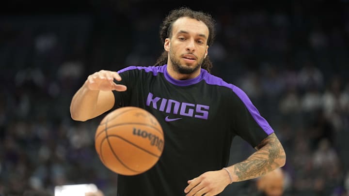 Apr 11, 2025; Sacramento, California, USA; Sacramento Kings guard Devin Carter (22) warms up before the game against the Los Angeles Clippers at Golden 1 Center. Mandatory Credit: Darren Yamashita-Imagn Images Apr 11, 2025; Sacramento, California, USA; Sacramento Kings guard Devin Carter (22) warms up before the game against the Los Angeles Clippers at Golden 1 Center. Mandatory Credit: Darren Yamashita-Imagn Images