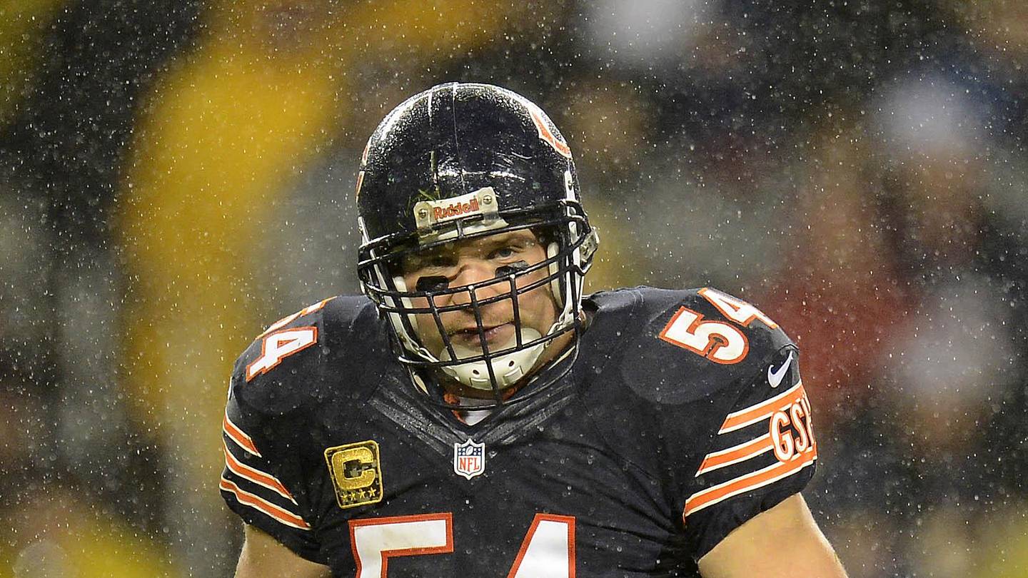 Brian Urlacher Gives Rookie Logan Jones His Blessing to Wear Bears No. 54