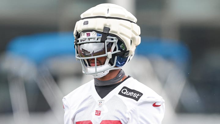 New York Giants cornerback Cor'Dale Flott