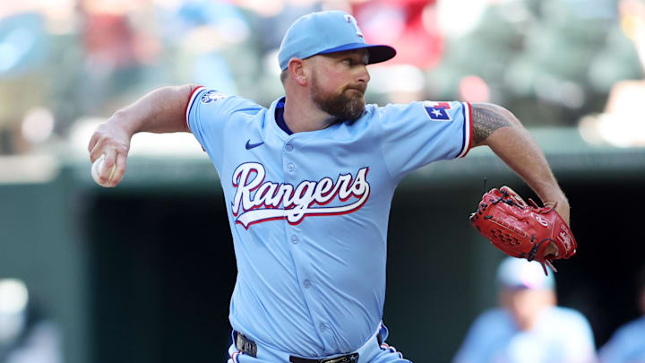 Sep 8, 2024; Arlington, Texas, USA; Texas Rangers pitcher Kirby Yates (39) pitches in the ninth inning against the Los Angeles Angels at Globe Life Field. Mandatory Credit: Tim Heitman-Imagn Images Sep 8, 2024; Arlington, Texas, USA; Texas Rangers pitcher Kirby Yates (39) pitches in the ninth inning against the Los Angeles Angels at Globe Life Field. Mandatory Credit: Tim Heitman-Imagn Images