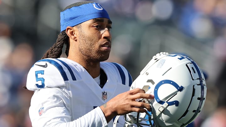 Jan 1, 2023; East Rutherford, New Jersey, USA; Indianapolis Colts cornerback Stephon Gilmore (5) before the game against the New York Giants at MetLife Stadium. Mandatory Credit: Vincent Carchietta-Imagn Images Jan 1, 2023; East Rutherford, New Jersey, USA; Indianapolis Colts cornerback Stephon Gilmore (5) before the game against the New York Giants at MetLife Stadium. Mandatory Credit: Vincent Carchietta-Imagn Images